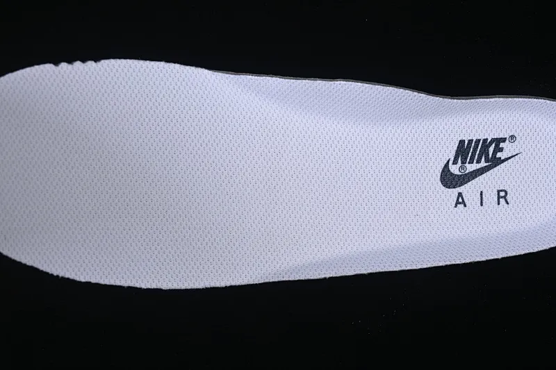 All categories Nk Air Force 1 Air Force series Nk Air Force 1 Low Air Force low-top Nike Air Force 1'07 Low Milky white and blue stitching Air Force 1 low-top casual sneakers NH0601-580